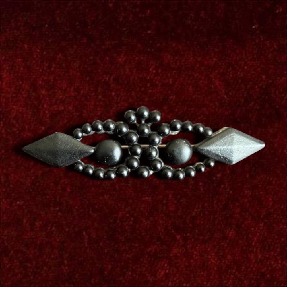 Victorian Black Mourning Brooch Japanned Metal Antique Bar Pin